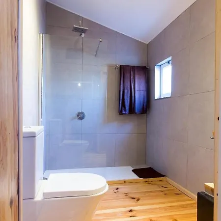 Feel At Home Guest House Ovar Exterior foto
